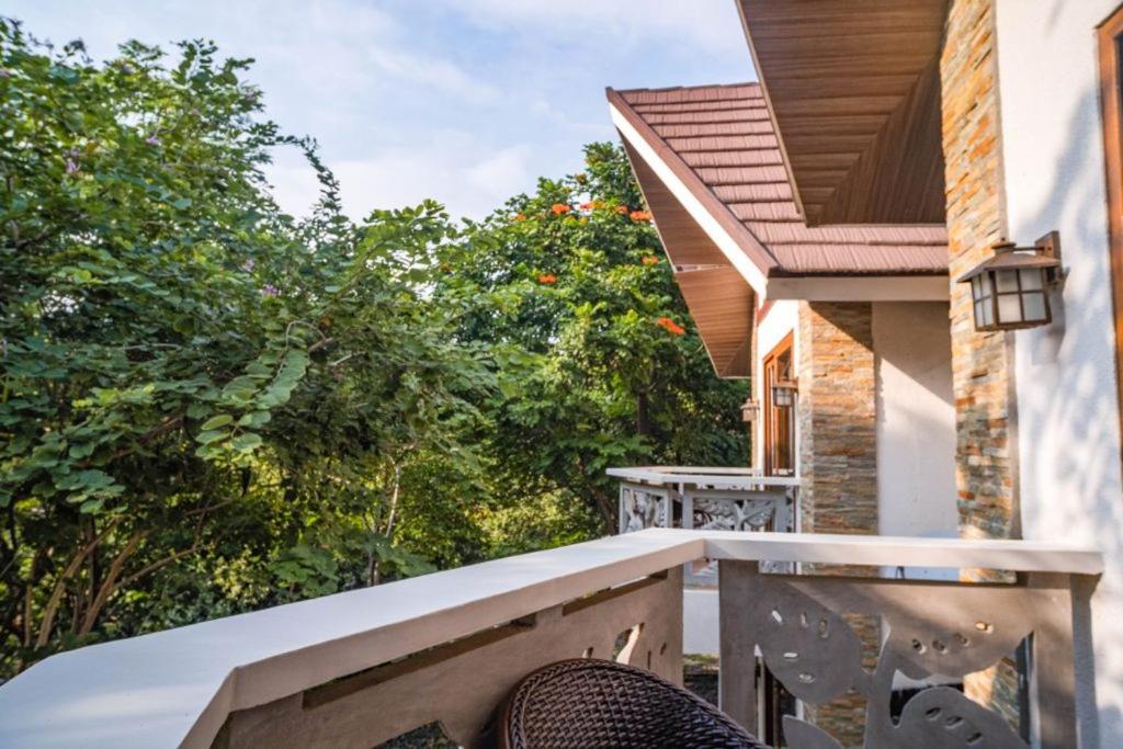 La Jolla Luxury Beach Resort Bagac Eksteriør bilde
