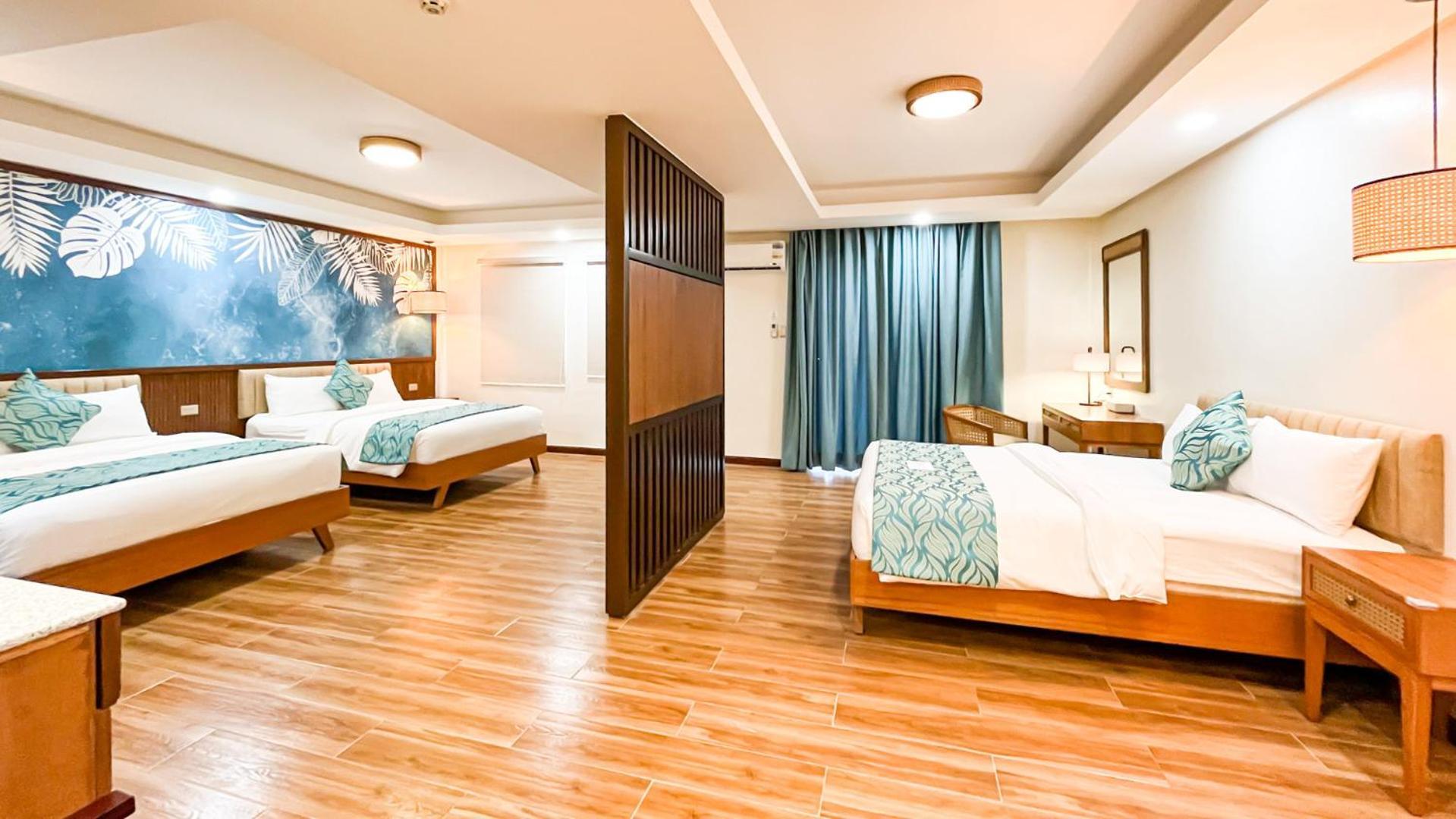 La Jolla Luxury Beach Resort Bagac Eksteriør bilde